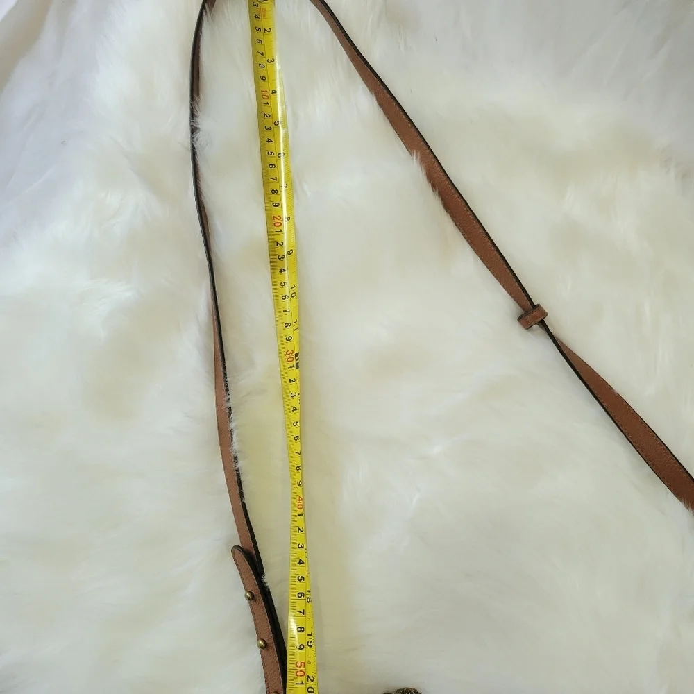 Steve Madden Elegant Tan Leather Shoulder Bag - Picture 9 of 13